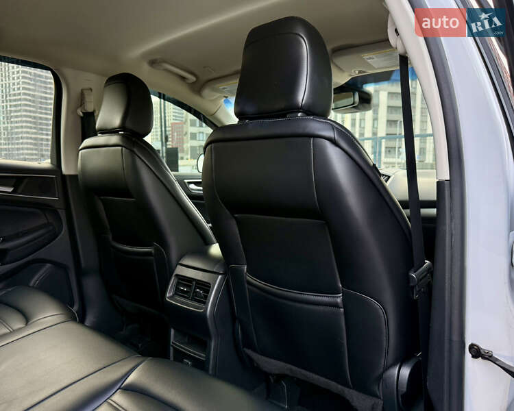 Внедорожник / Кроссовер Ford Edge 2019 в Киеве