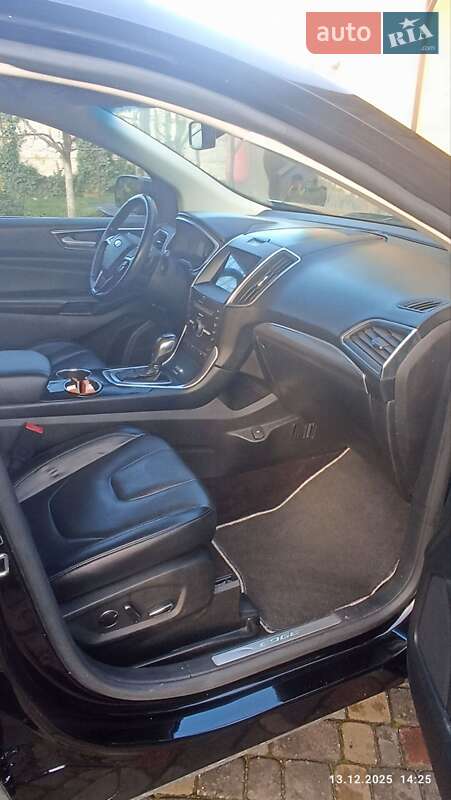 Внедорожник / Кроссовер Ford Edge 2016 в Здолбунове