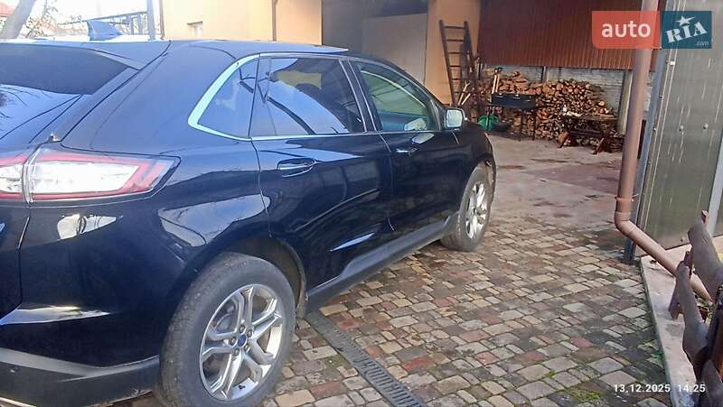Внедорожник / Кроссовер Ford Edge 2016 в Здолбунове