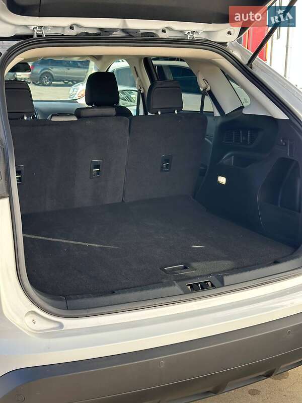 Внедорожник / Кроссовер Ford Edge 2020 в Киеве