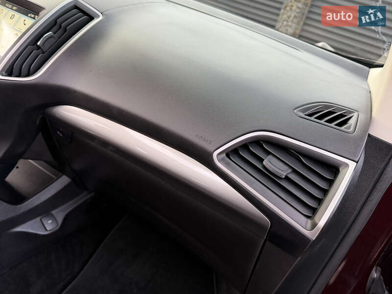 Внедорожник / Кроссовер Ford Edge 2018 в Дрогобыче