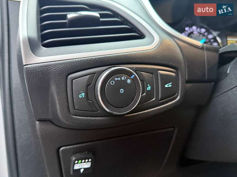 Внедорожник / Кроссовер Ford Edge 2018 в Киеве