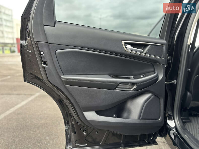 Внедорожник / Кроссовер Ford Edge 2017 в Киеве