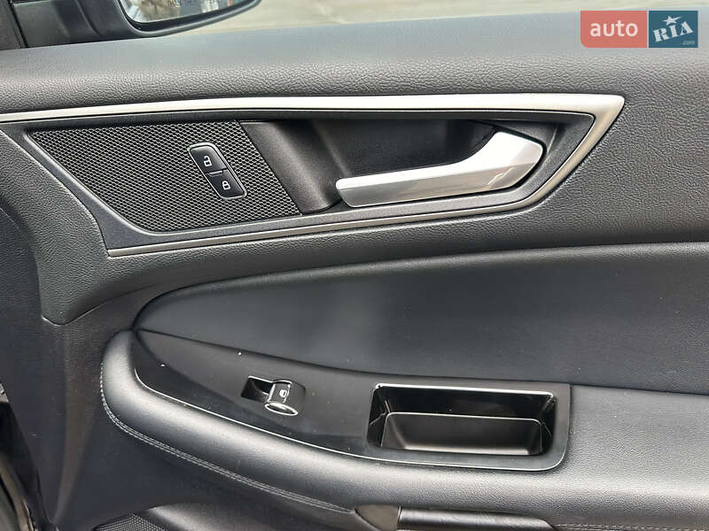 Внедорожник / Кроссовер Ford Edge 2017 в Киеве