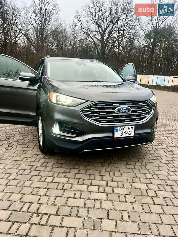 Внедорожник / Кроссовер Ford Edge 2019 в Ровно