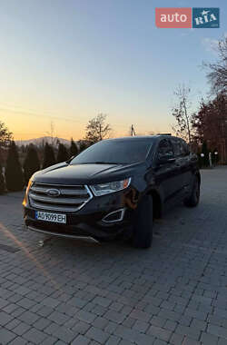 Позашляховик / Кросовер Ford Edge 2016 в Буштино