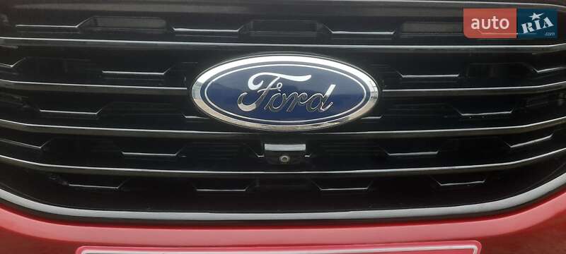 Позашляховик / Кросовер Ford Edge 2018 в Рівному