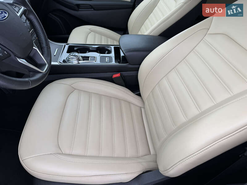 Внедорожник / Кроссовер Ford Edge 2019 в Ровно