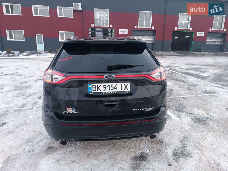 Позашляховик / Кросовер Ford Edge 2015 в Дубні