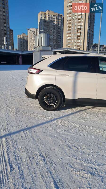 Позашляховик / Кросовер Ford Edge 2015 в Києві