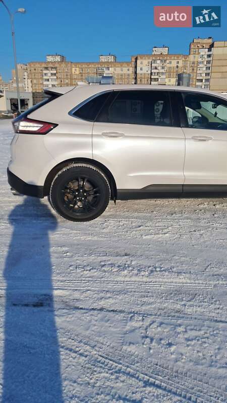 Позашляховик / Кросовер Ford Edge 2015 в Києві