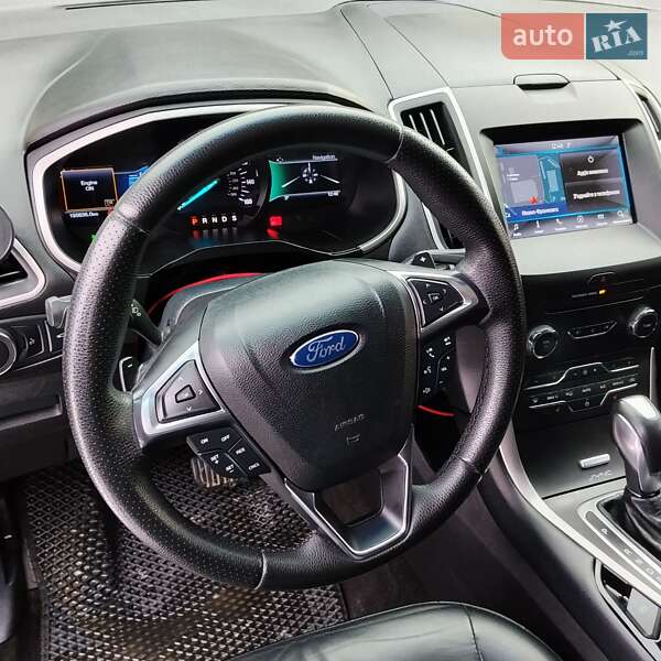 Позашляховик / Кросовер Ford Edge 2016 в Івано-Франківську