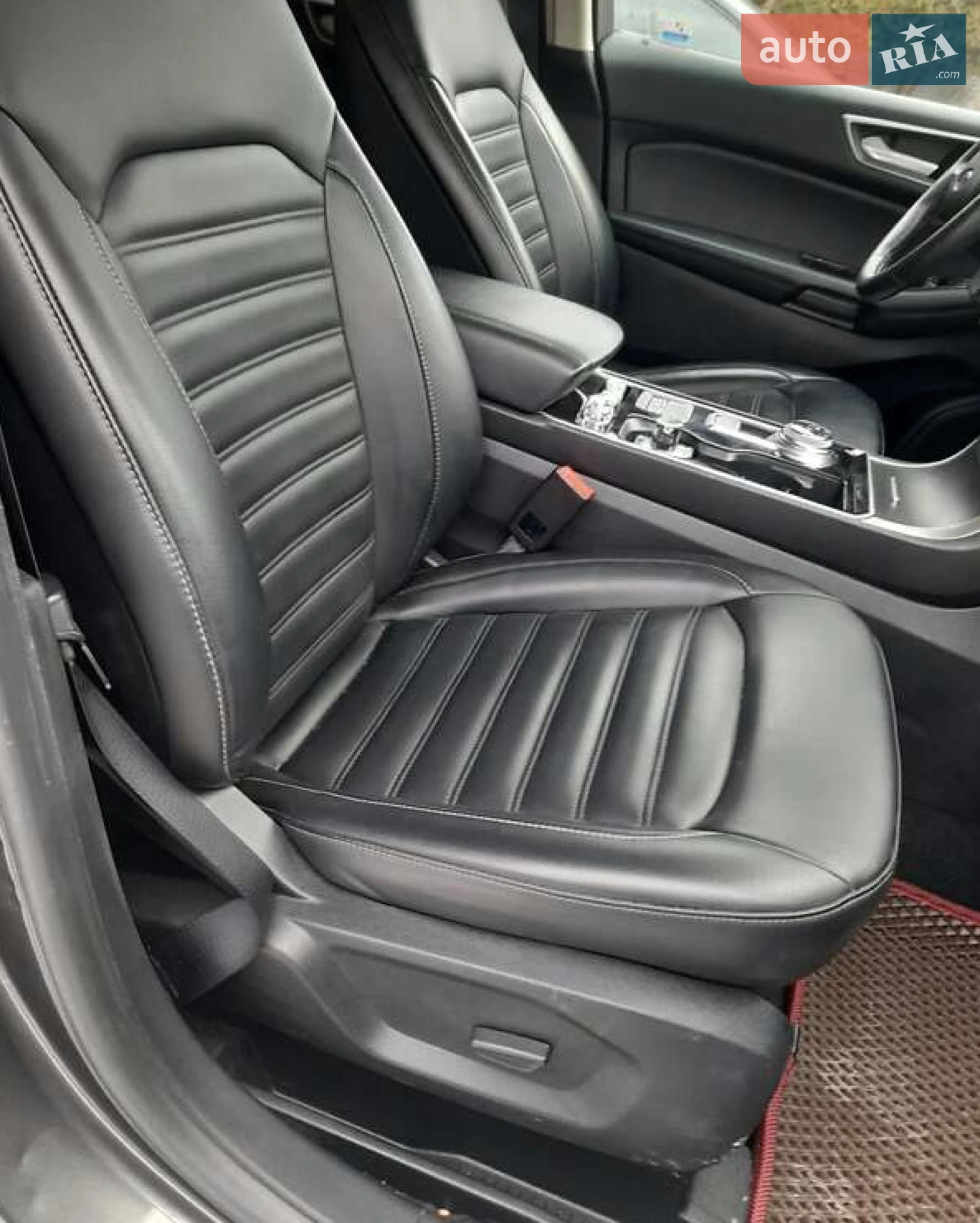 2019 Ford Edge - мініатюра 2