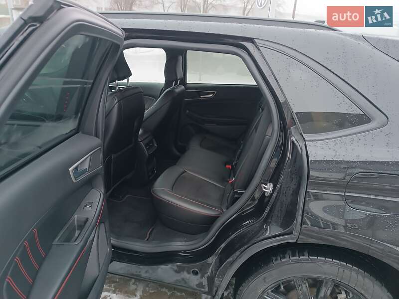 Позашляховик / Кросовер Ford Edge 2021 в Черкасах