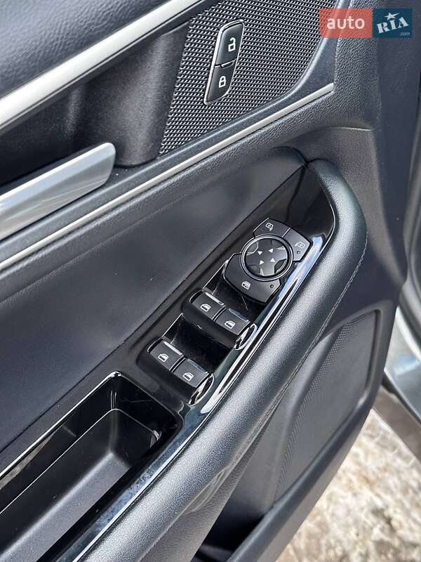 Позашляховик / Кросовер Ford Edge 2019 в Володимирі фото 17 Позашляховик / Кросовер Ford Edge 2019 в Володимирі