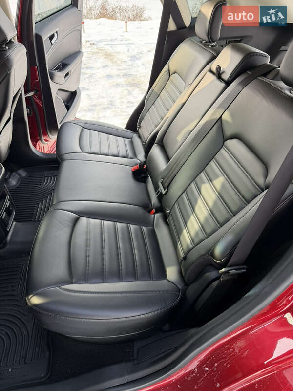 Внедорожник / Кроссовер Ford Edge 2020 в Киеве