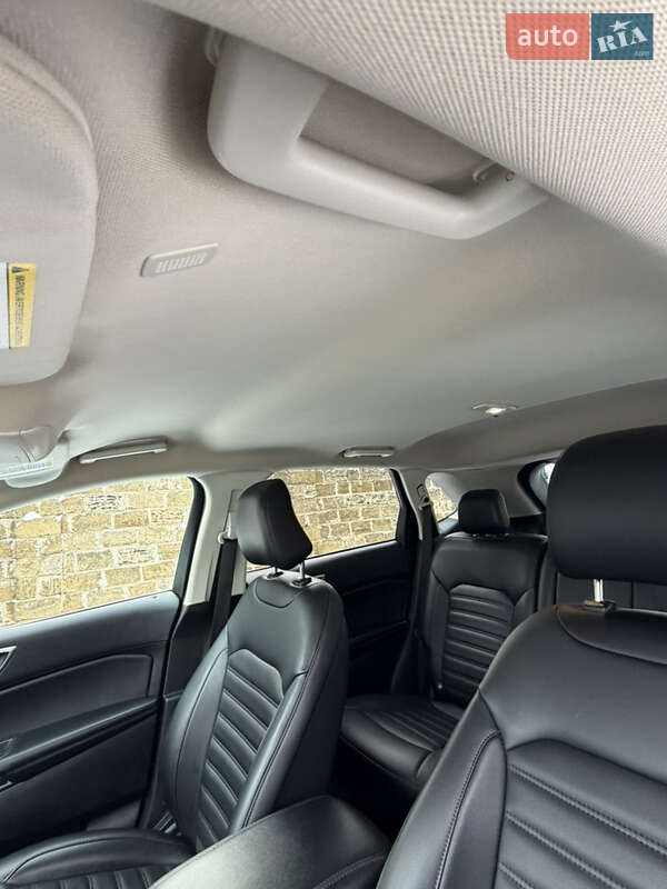 Внедорожник / Кроссовер Ford Edge 2022 в Дубно