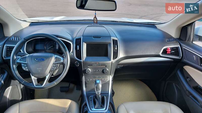 Позашляховик / Кросовер Ford Edge 2016 в Одесі