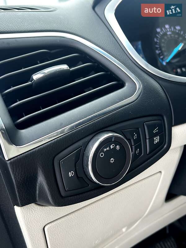 Внедорожник / Кроссовер Ford Edge 2019 в Владимире