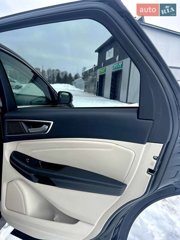 Внедорожник / Кроссовер Ford Edge 2019 в Владимире