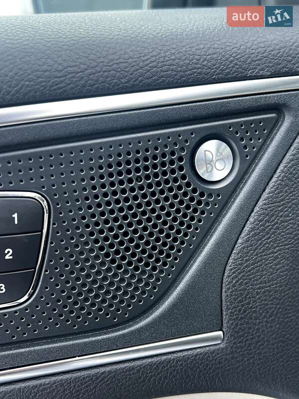 Внедорожник / Кроссовер Ford Edge 2019 в Владимире