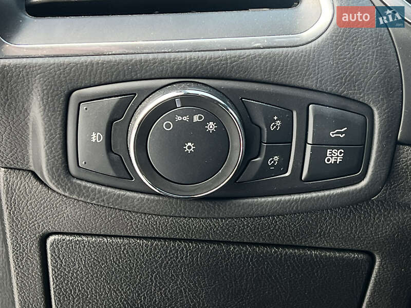 Позашляховик / Кросовер Ford Edge 2021 в Києві