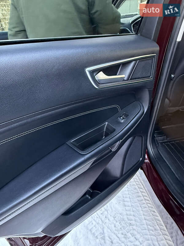 Позашляховик / Кросовер Ford Edge 2021 в Дубні