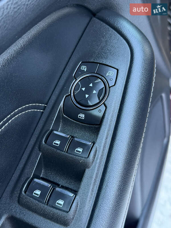 Позашляховик / Кросовер Ford Edge 2021 в Дубні