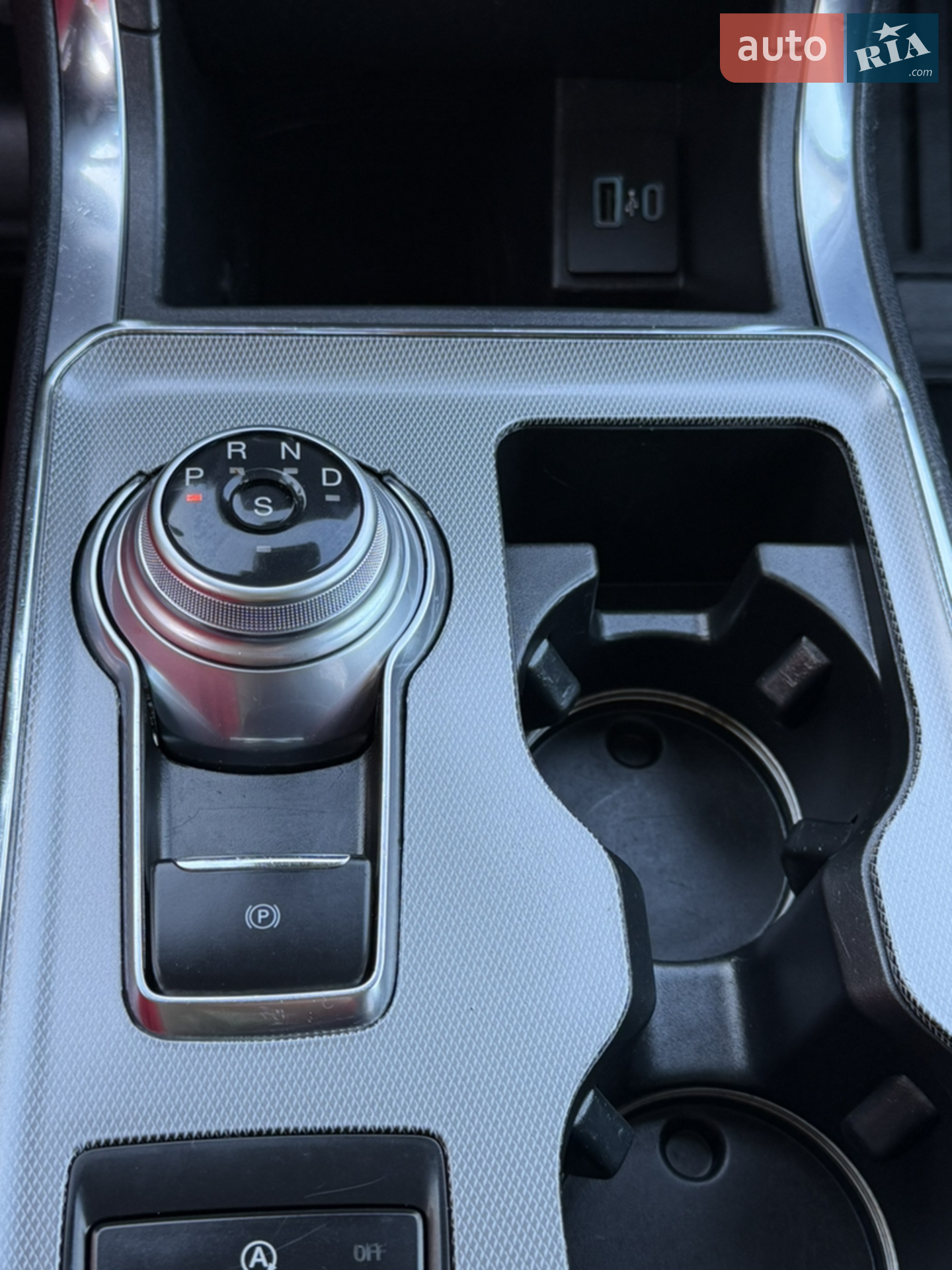 2021 Ford Edge - мініатюра 12