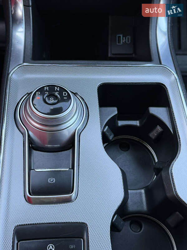 Позашляховик / Кросовер Ford Edge 2021 в Дубні