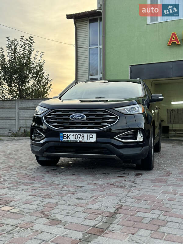 Внедорожник / Кроссовер Ford Edge 2019 в Шепетовке