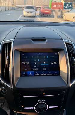 Позашляховик / Кросовер Ford Edge 2016 в Первомайську