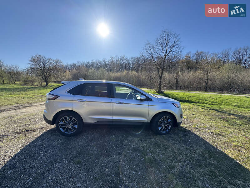 Внедорожник / Кроссовер Ford Edge 2015 в Черновцах