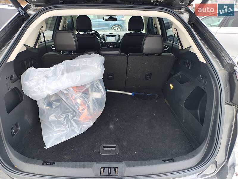 Позашляховик / Кросовер Ford Edge 2016 в Рівному