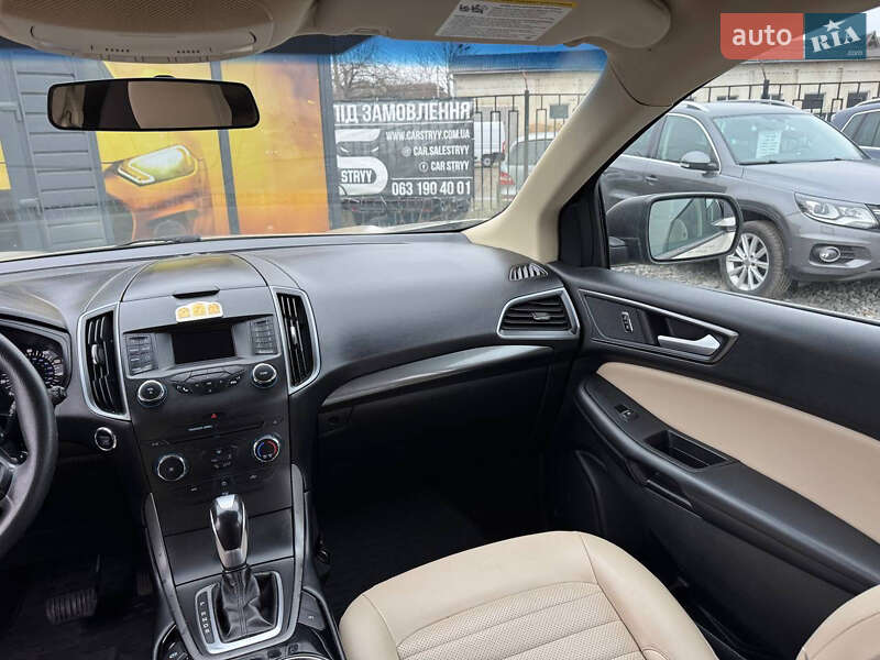 Позашляховик / Кросовер Ford Edge 2017 в Стрию