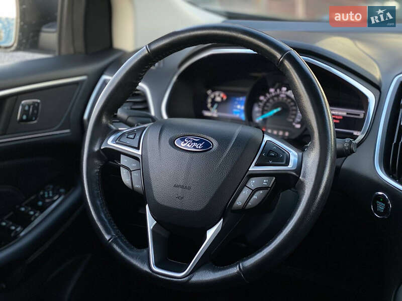 Позашляховик / Кросовер Ford Edge 2016 в Львові