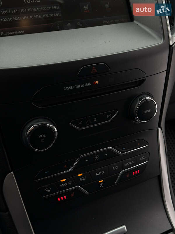 Позашляховик / Кросовер Ford Edge 2015 в Києві