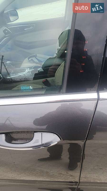 Внедорожник / Кроссовер Ford Edge 2015 в Ужгороде