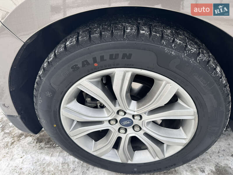 Внедорожник / Кроссовер Ford Edge 2019 в Киеве