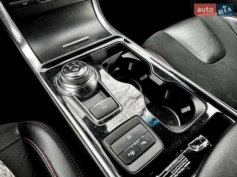 Внедорожник / Кроссовер Ford Edge 2019 в Киеве