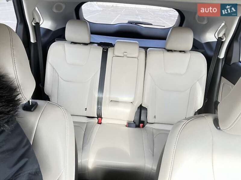 Позашляховик / Кросовер Ford Edge 2017 в Львові