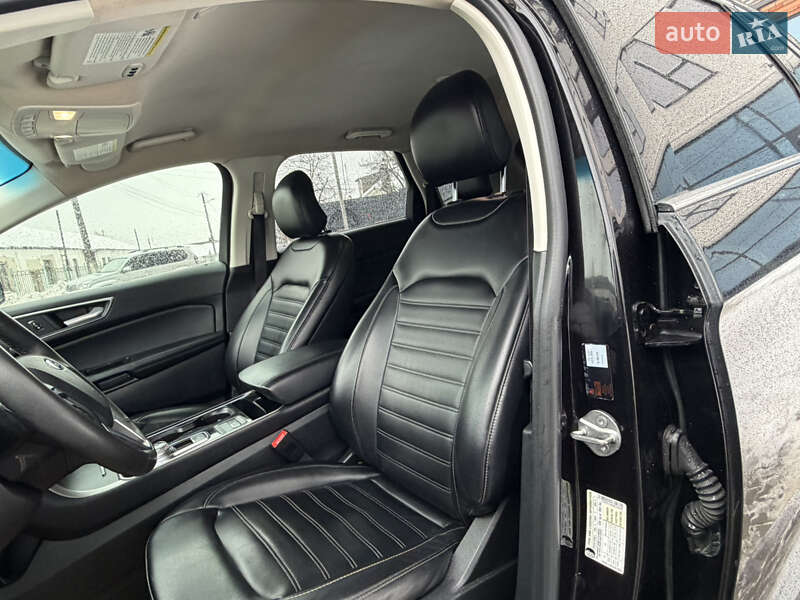 Внедорожник / Кроссовер Ford Edge 2019 в Дубно