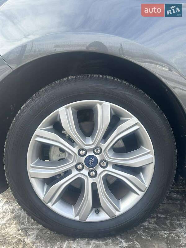 Позашляховик / Кросовер Ford Edge 2020 в Чернівцях фото 7 Позашляховик / Кросовер Ford Edge 2020 в Чернівцях