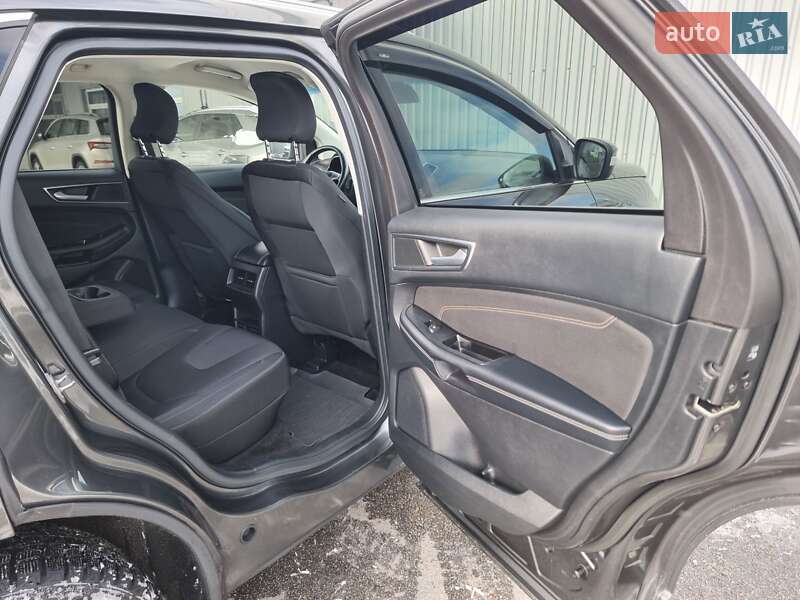 Позашляховик / Кросовер Ford Edge 2016 в Чернігові