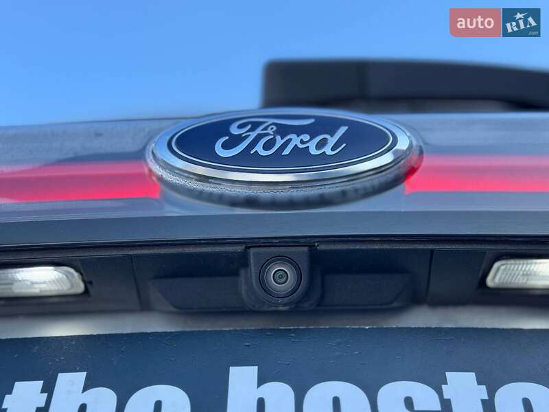 Позашляховик / Кросовер Ford Edge 2017 в Рівному