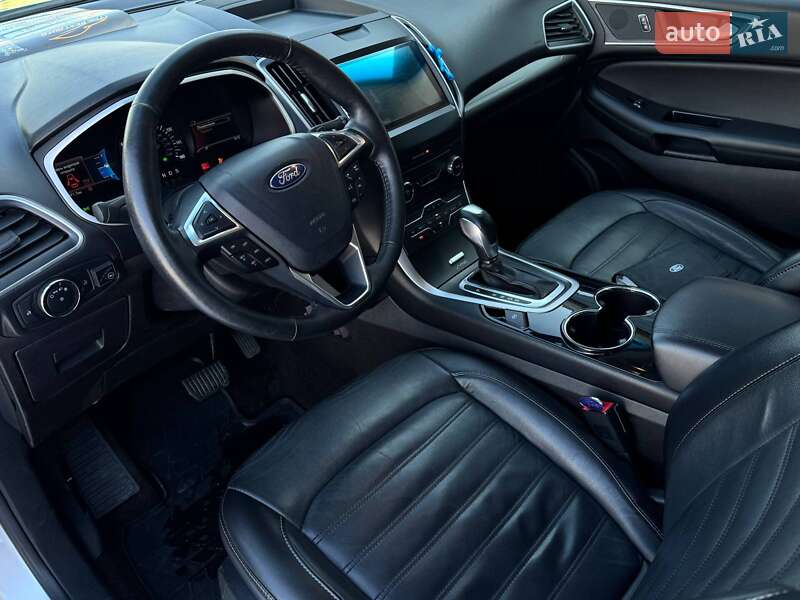 Позашляховик / Кросовер Ford Edge 2017 в Рівному