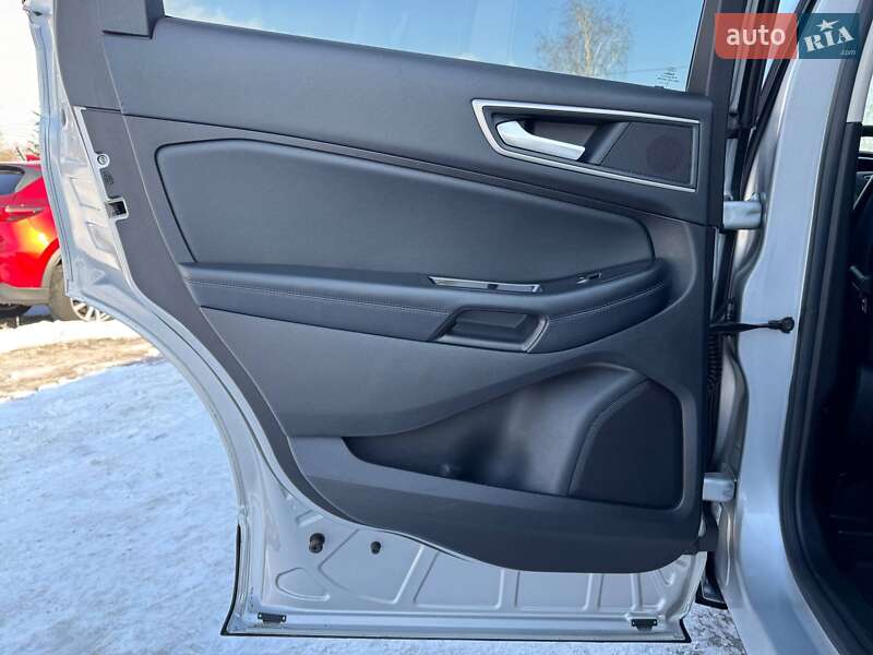 Позашляховик / Кросовер Ford Edge 2017 в Рівному