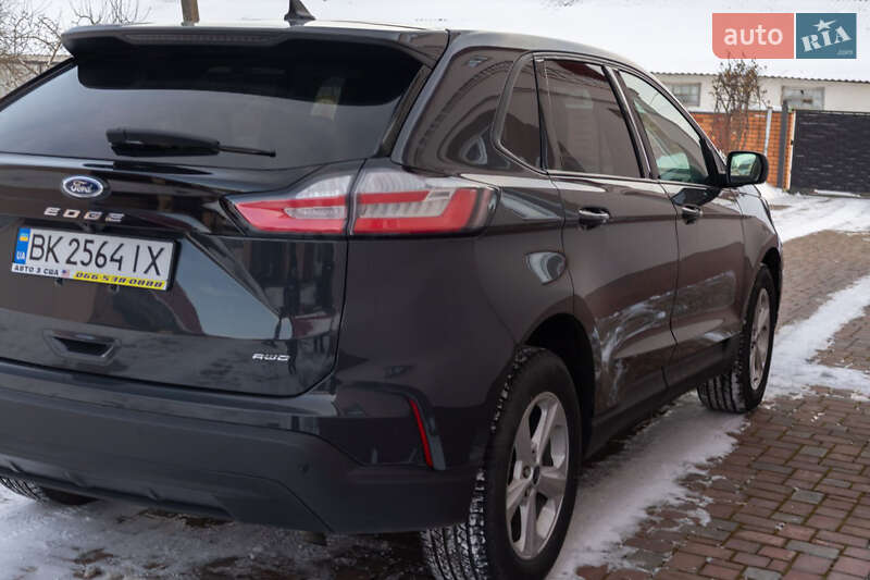 Позашляховик / Кросовер Ford Edge 2021 в Дубні