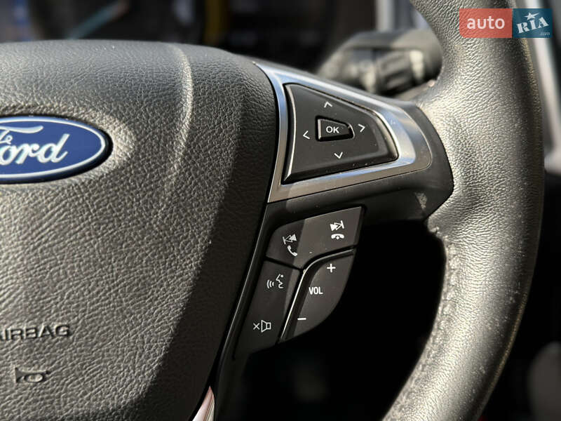 Внедорожник / Кроссовер Ford Edge 2018 в Киеве