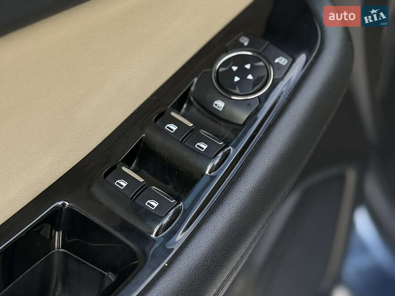 Внедорожник / Кроссовер Ford Edge 2018 в Киеве